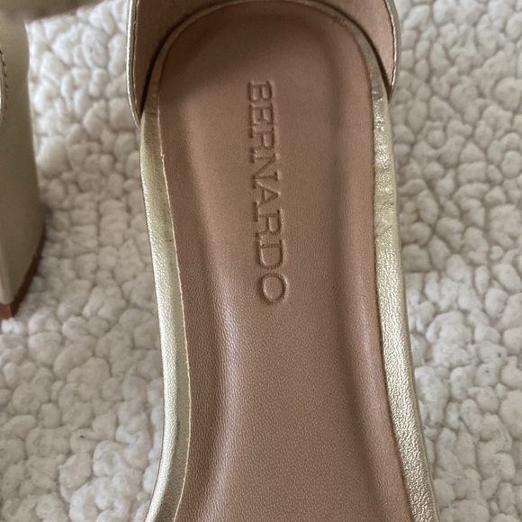 NWOT Bernardo Anthropologie Bethany Gold Braided Strap Block Heels - Picture 11 of 16